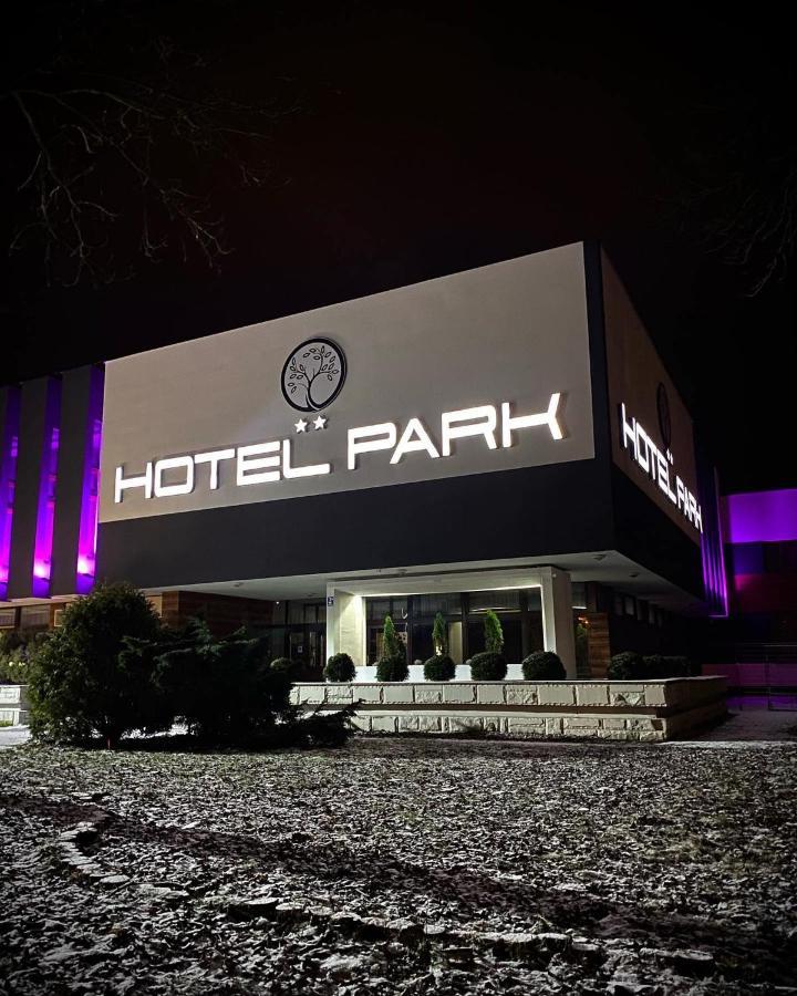 Hotel Park Opoczno Exterior photo